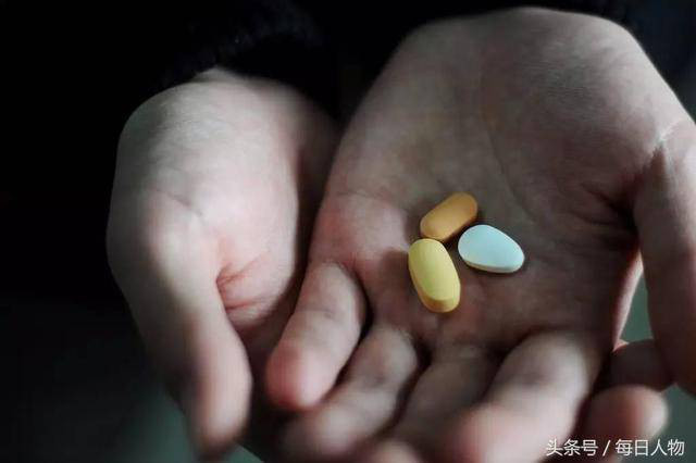 一个三线城市的艾滋故事：男同感染者占八成，亲人冷漠歧视比病毒还可怕