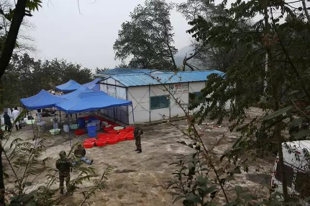 重庆市特大制毒案件《禁毒之战2017—深山擒毒》